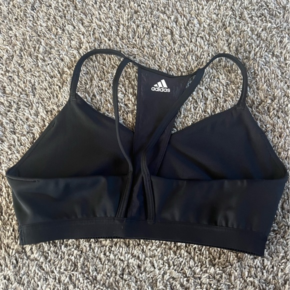 Size large ADIDAS Low impact sports bra - Picture 3 of 3